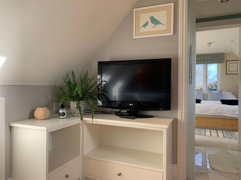 Apartamento Annexe Near Malmesbury / Tetbury Hankerton Exterior foto